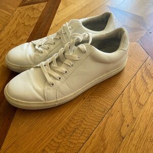 Banana Republic Men’s White Leather Sneaker